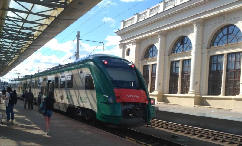 БЖД запустила дополнительный поезд № 250/249 Минск - Санкт-Петербург